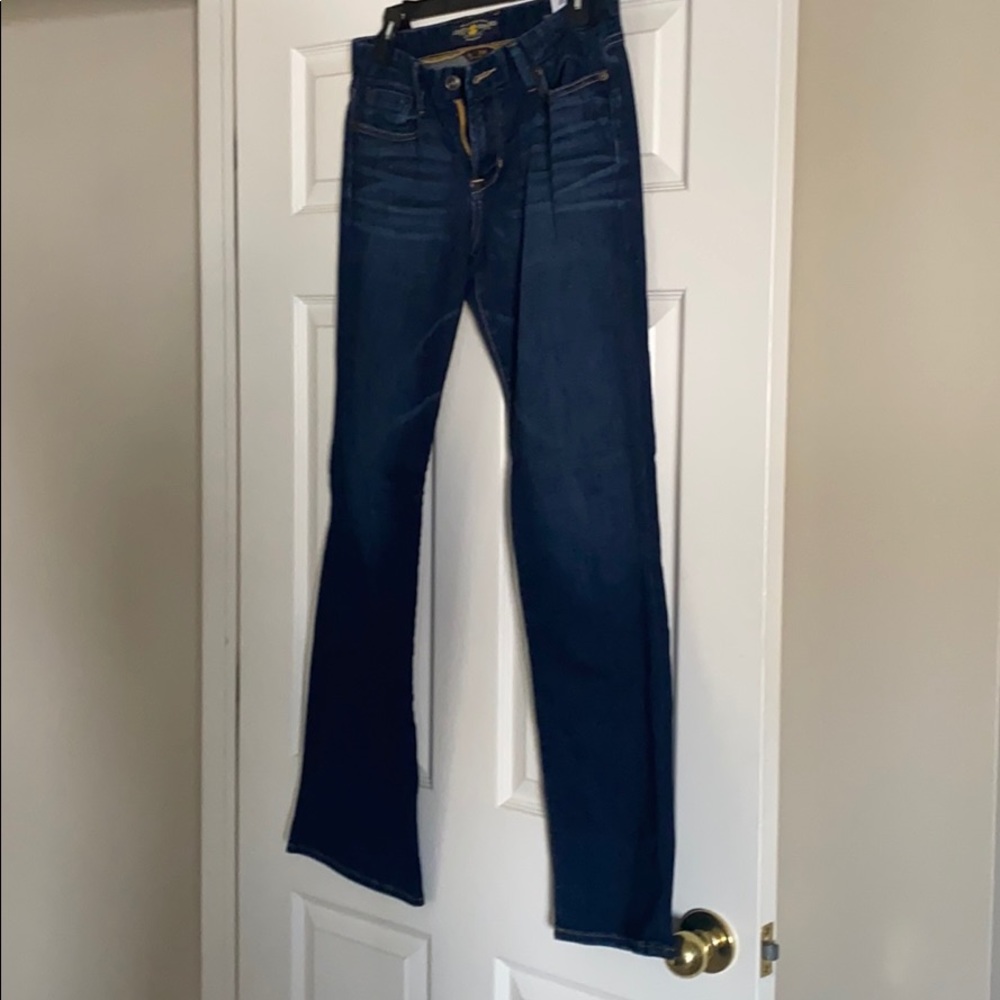 Women’s size 6 lucky jeans